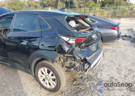 2022 Hyundai Kona Se z USA, uszkodzony, nr VIN KM8K22AB4NU855410